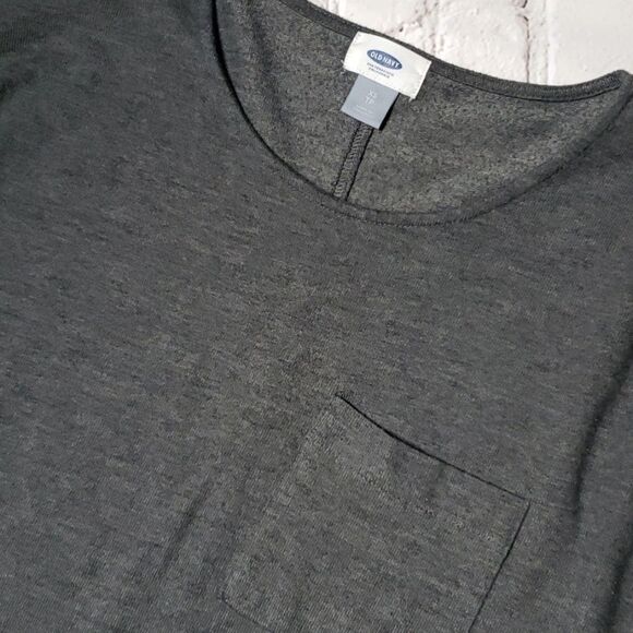 Old Navy lightweight gray sweater - Picture 2 of 3